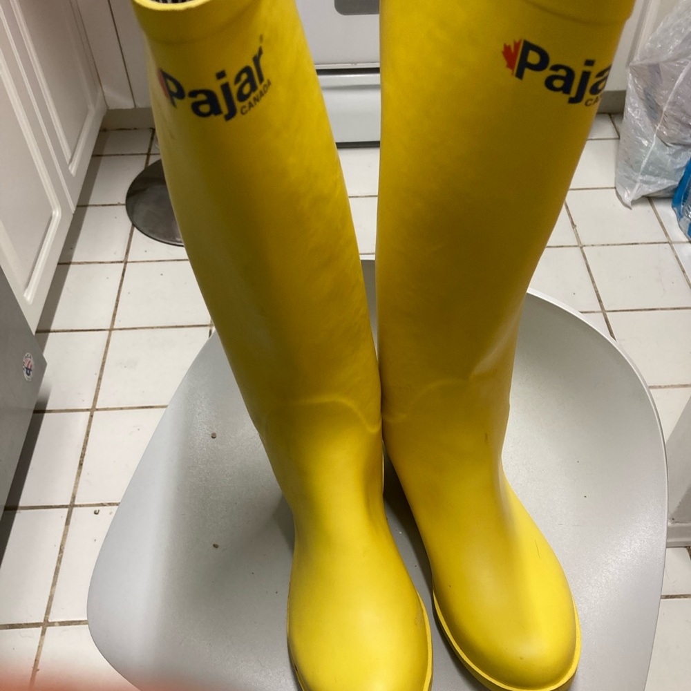 Pajar Canada Women's Rain Boots NEW